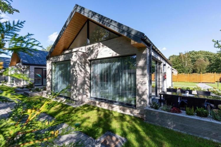 Year-Round Holiday Houses, 尤斯托尼莫斯基 外观 照片